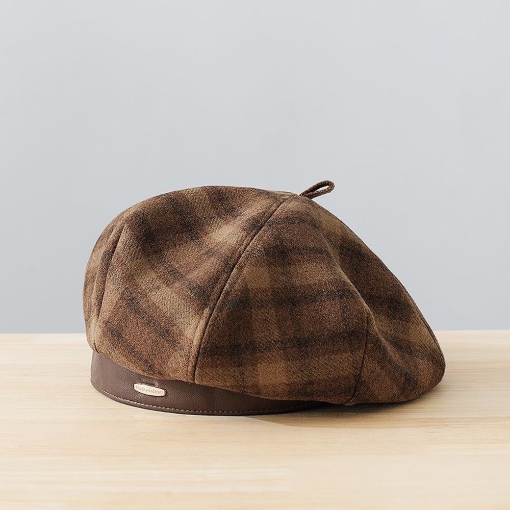 Chic Brown Checkered Beret